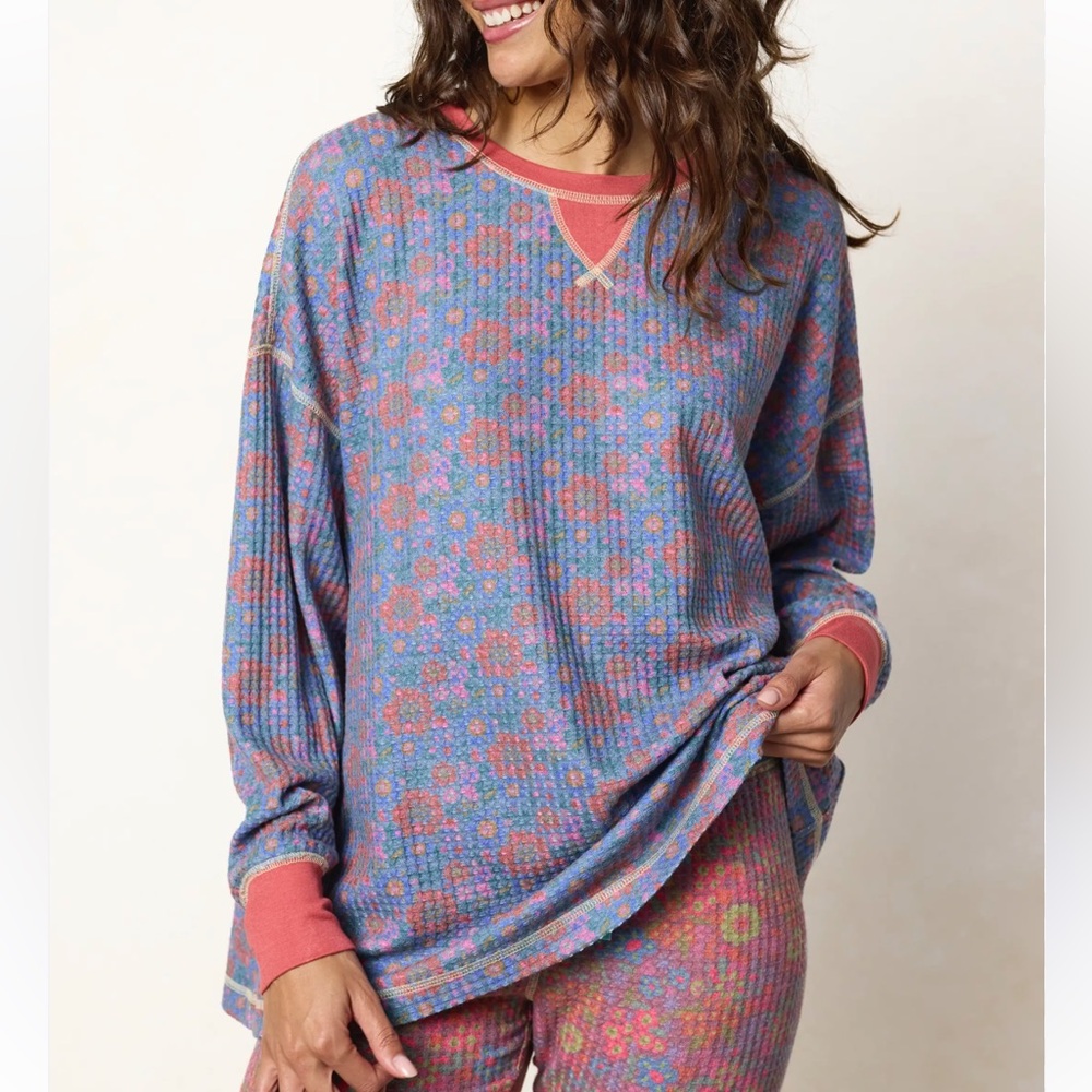Natural Life Waffle Pajama Top in Purple Floral Bouquets Size‎ Large